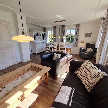 Ferienhaus Ellen, Eg Whg Utersum المظهر الخارجي الصورة