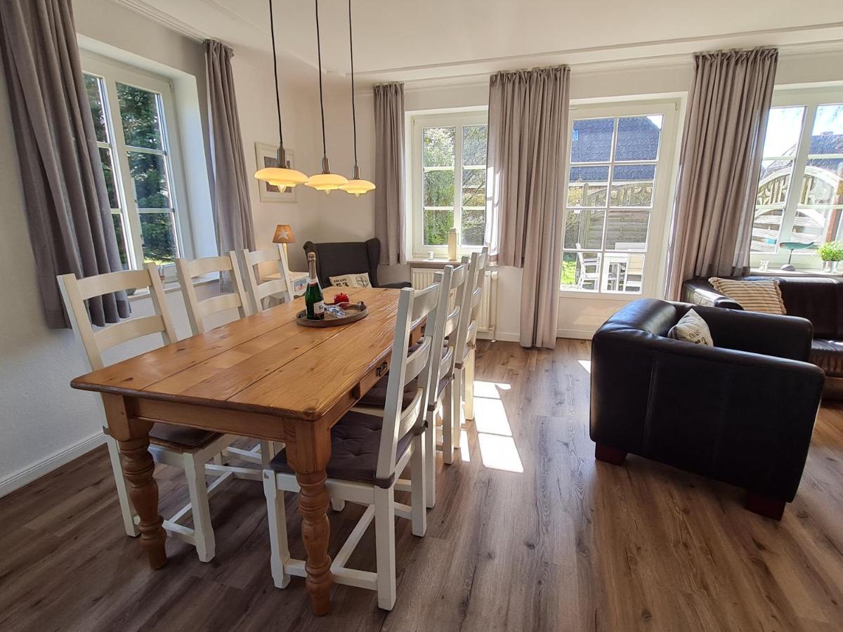 Ferienhaus Ellen, Eg Whg Utersum المظهر الخارجي الصورة